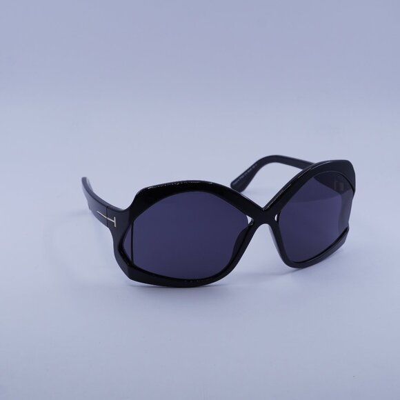 Tom Ford Cheyenne FT0903 01A Sunglasses Black Geometric Frame, Smoke Lenses - Picture 1 of 11